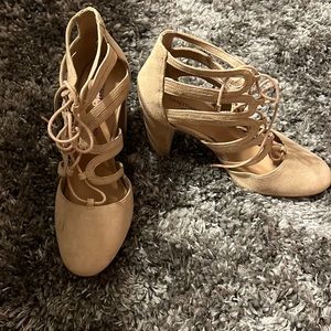 Christian Siriano nude heels